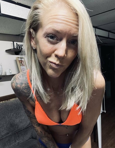 chart92 naked star gallery