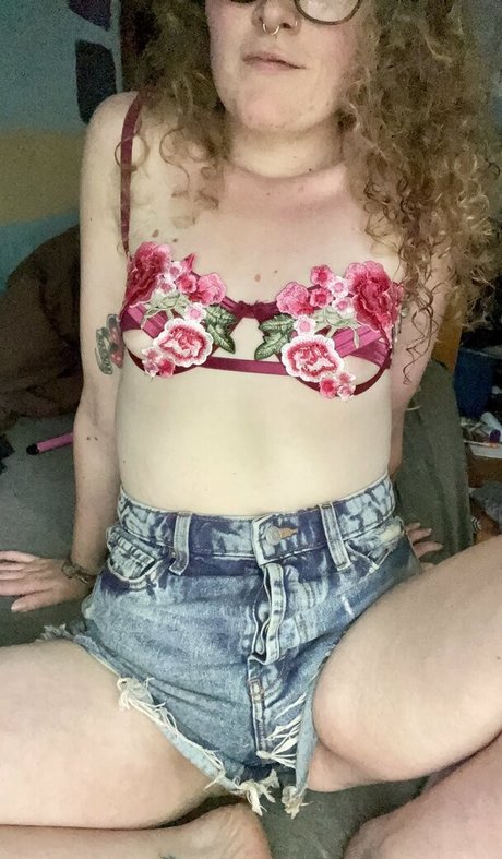 mild0ne star sexy gallery