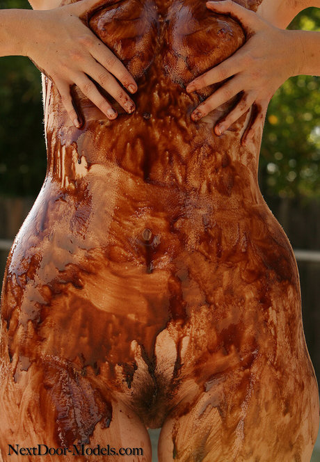 Dane Halo model naked photo