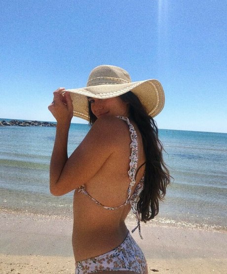 busty bbw onlyfans pornographic image