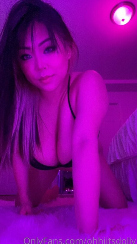 ohhiitsdolly model high quality photo