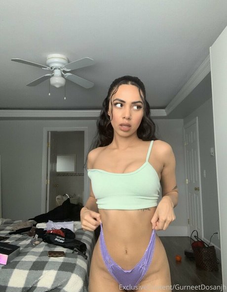 Gurneet Dosanjh actress photo