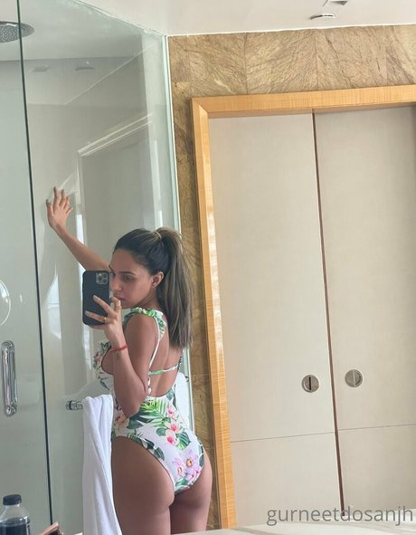 Gurneet Dosanjh adult model pics