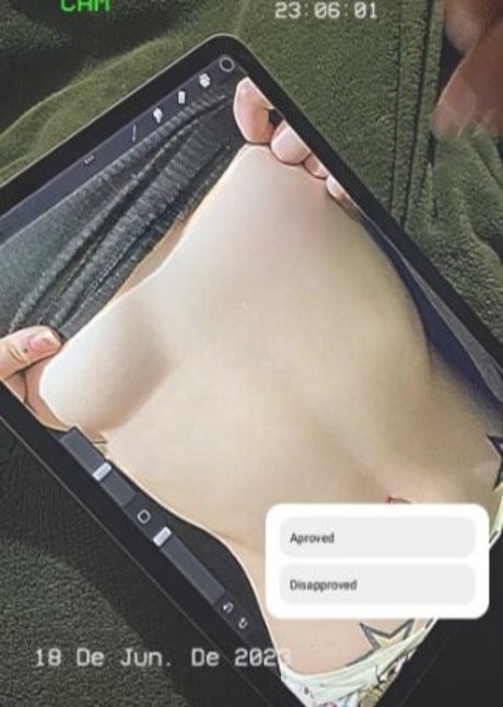 isa guim model sexy photos