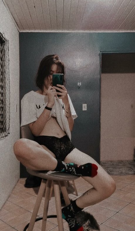 Yeshee_ naked model pics