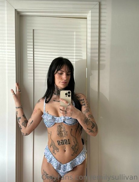 Emilysullivan nudes model pictures