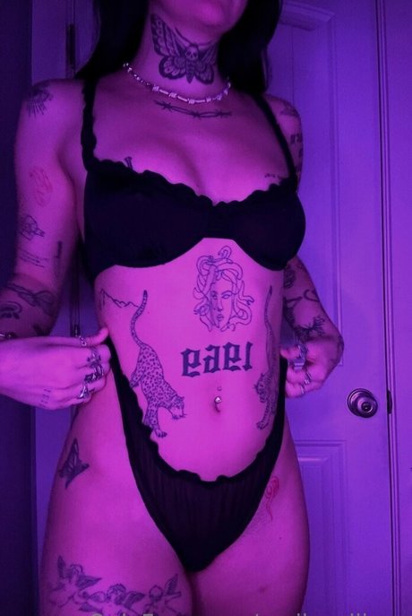 Emilysullivan nudes star pictures