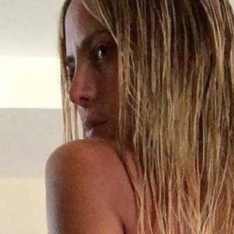 Victoria Lune beautiful star galleries