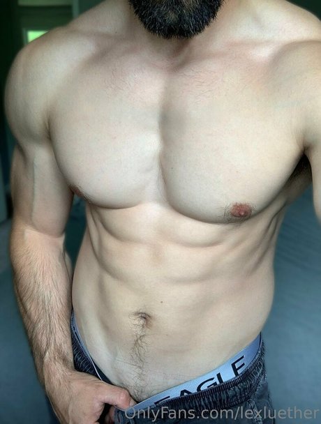 lexluether hot star img