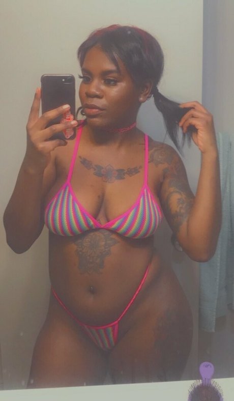 ebony squirt onlyfans naked photos