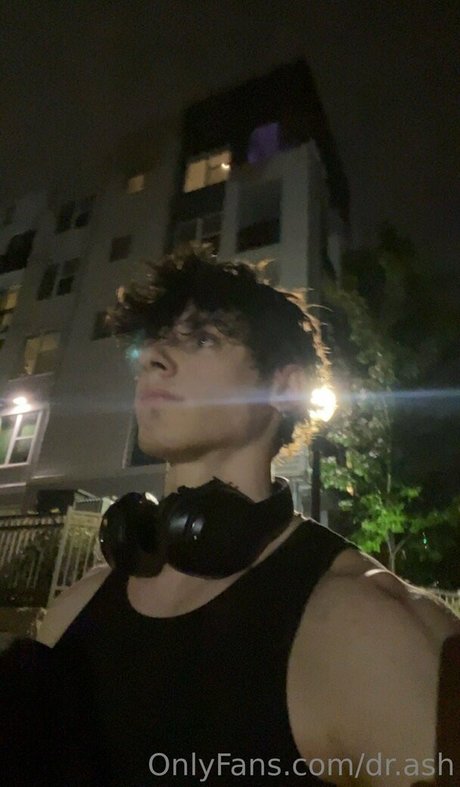 dr ash best star picture