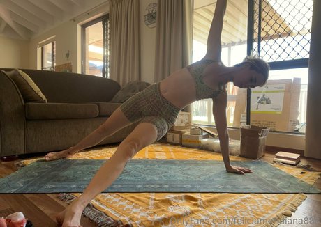 feliciameridiana888 hd actress image