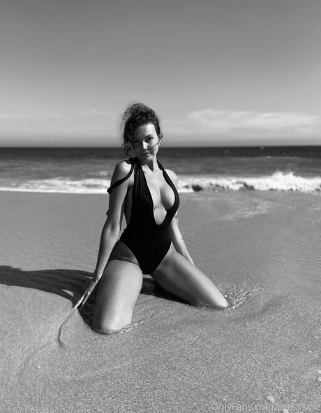 presssme perfect actress gallery