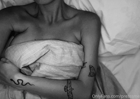 presssme model high quality photo