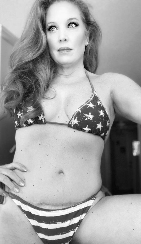 Tammera Carter pretty model photo