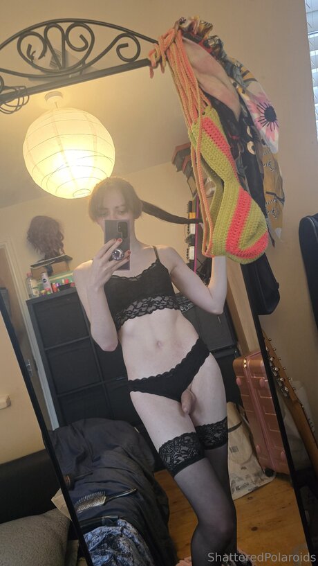 shatteredpolaroids pornstar exclusive img