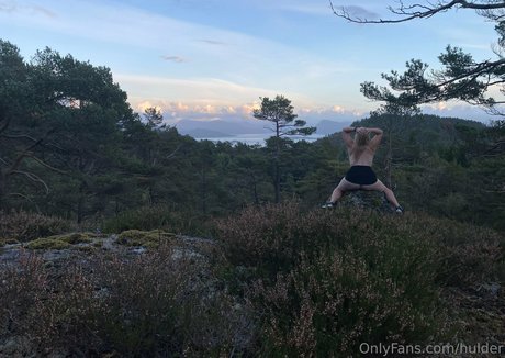 hulder hot actress pictures