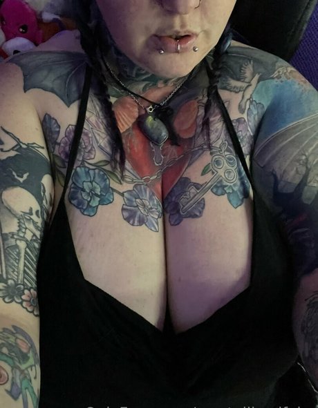 crystallizedfairy xxx actress pic