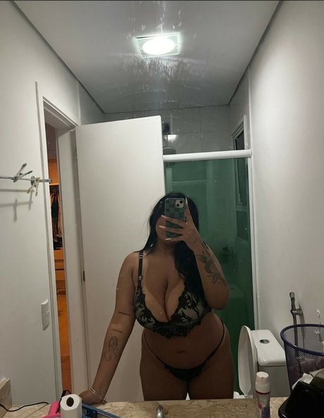 Mandy Lia model porn pic