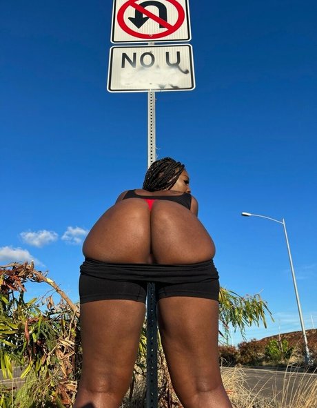 samira 0825 model xxx pic