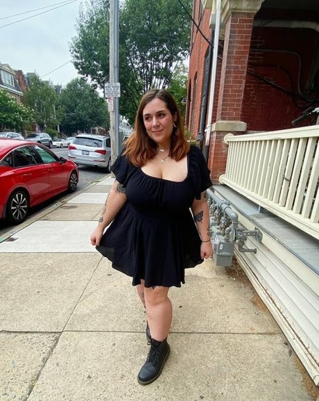 Corpsegirlkat hd model pictures