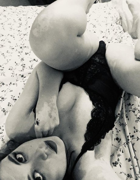 dankzestykale model beautiful pic