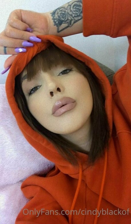 sindyblackof top model img