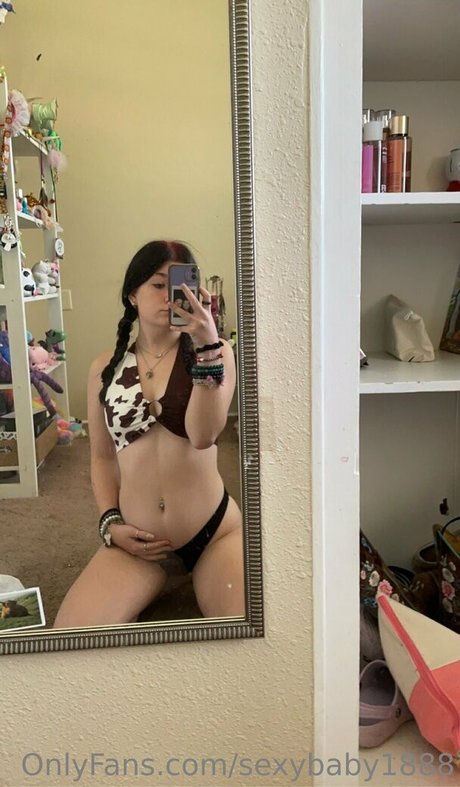 sexybaby1888 pornstar nude gallery