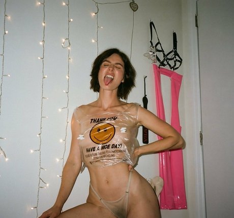 milf handjob onlyfans sexy naked photos