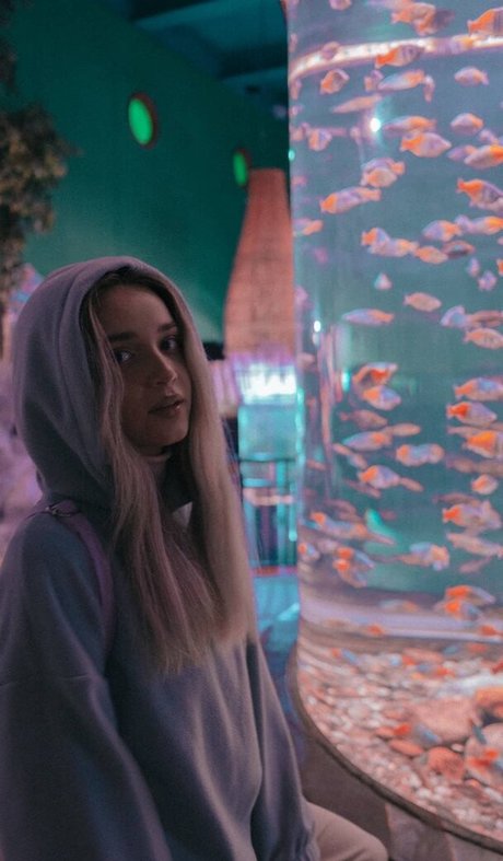 college onlyfans hd pic