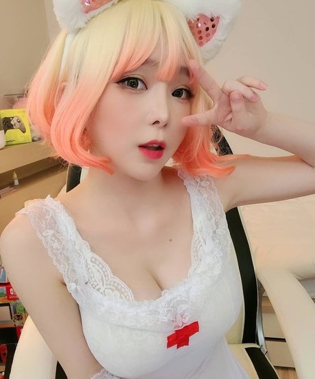 Sunha cos top actress pictures