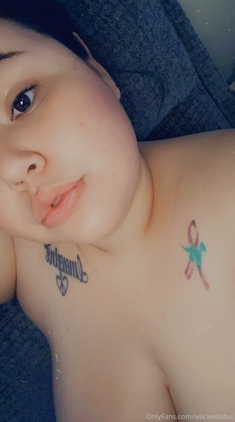 babygiirl45 model adult image