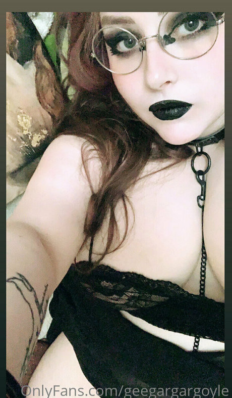 geegargargoyle model nude gallery