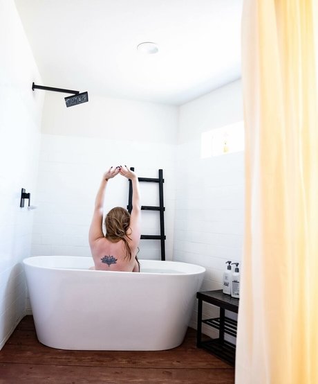 petite slut onlyfans hot naked pictures