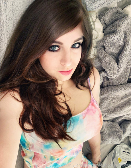 kayleighcrossdresser pornstar top images