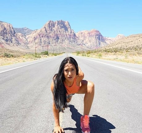 leahshines pretty pornstar images