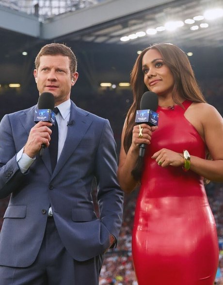 hanging tits onlyfans sexy pics