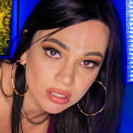 monaazarfree nude star gallery