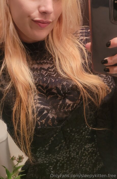 Sleepykitten Free pornstar sex images