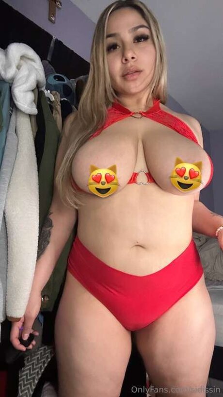 Sidissin high quality actress pics