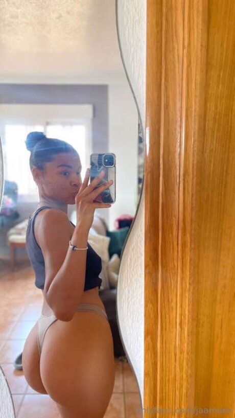 Sweeetjayde art model photo