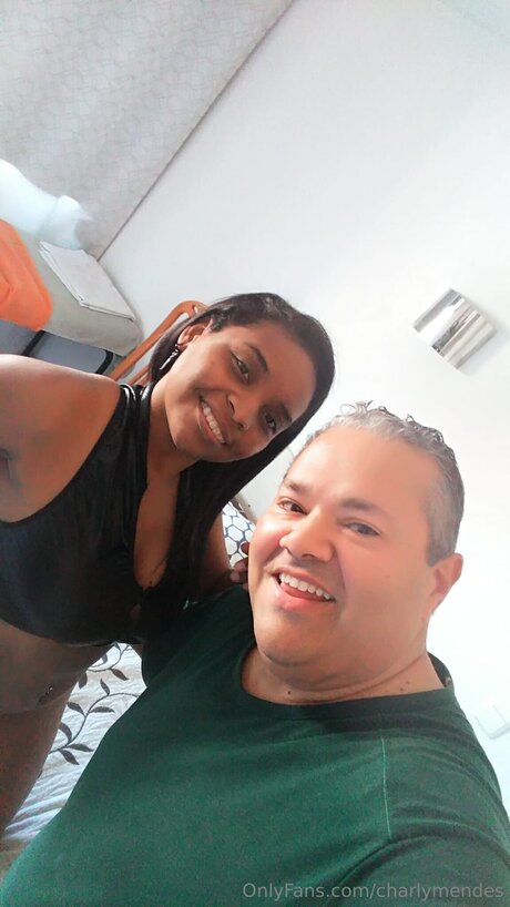 Charlymendes hd actress photo