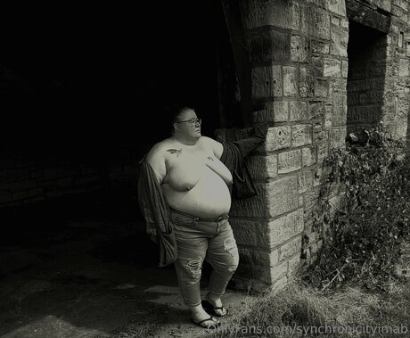 Synchronicityimab beautiful actress picture