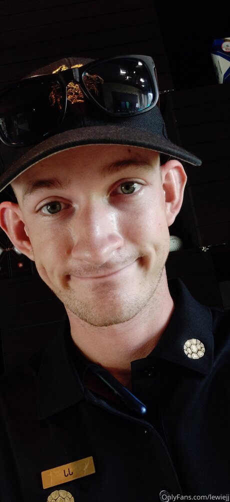 Ljj98 perfect actress gallery