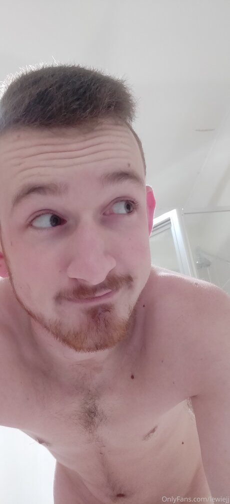 Ljj98 pornographic model photo