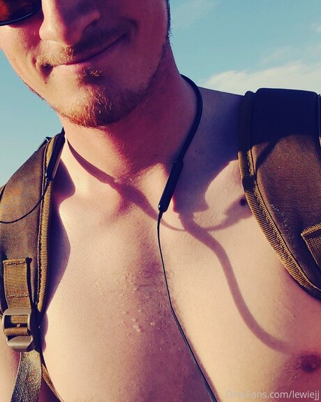 Ljj98 model exclusive photo