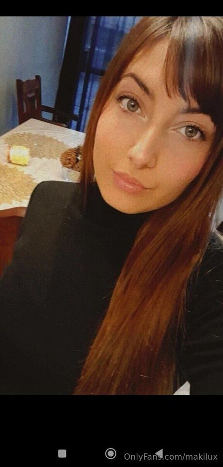 Miafoxi pornstar sexy gallery