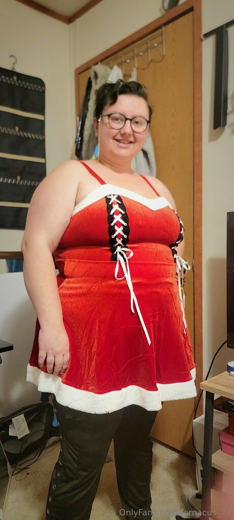 Fernacus 77 model sex img