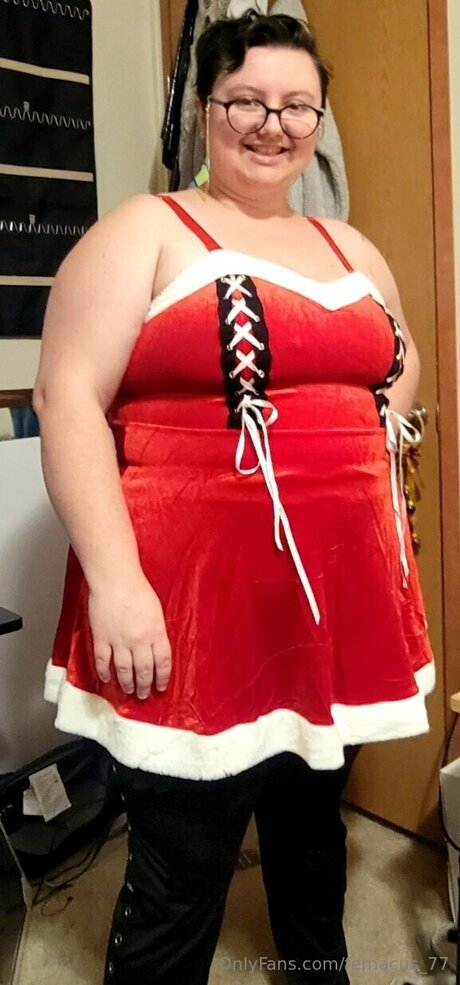 Fernacus 77 naked actress picture