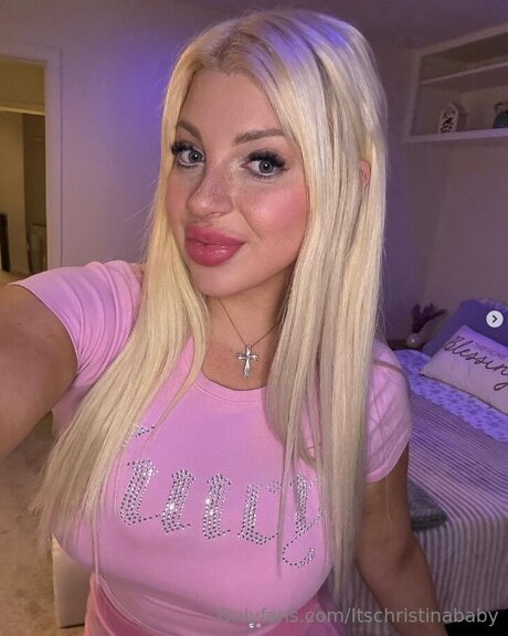 Alybarbz nudes star images